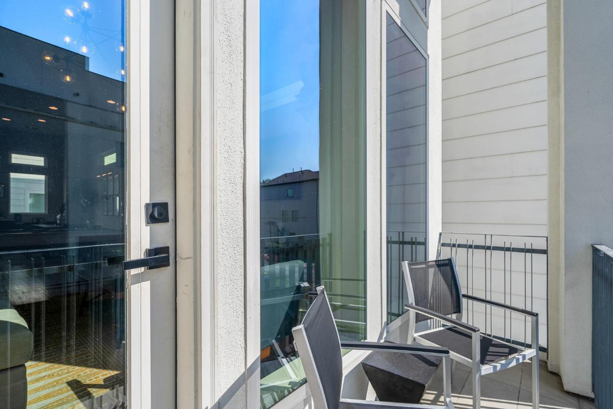 Luxury Downtown Getaway With Breathtaking Views Villa Houston Exterior photo